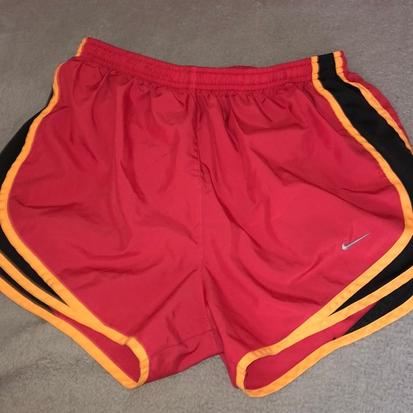 Nike Pants - Nike shorts size S